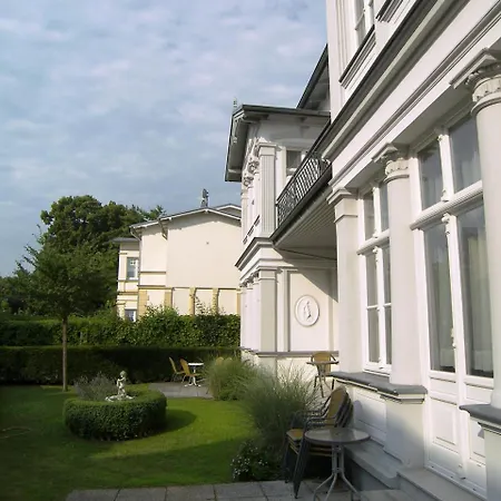 Baroni Nur 200m Vom Ostseestrand Entfernt Heringsdorf (Usedom)